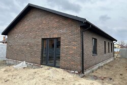 Продаж 1 поверхового будинку з ділянкою на 5.5 сотки, 106 кв. м, 3 кімнати, на вул. Грінченка Бориса фото 1 Продаж 1 поверхового будинку з ділянкою на 5.5 сотки, 106 кв. м, 3 кімнати, на вул. Грінченка Бориса фото 1