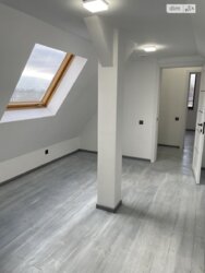 ������ 2 ����������� ������� � �������� � ������� �� 5 �����, 96 ��. �, 4 ������, �� ���. ��������� ���� 9