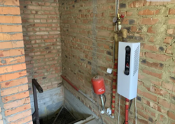 ������ 2 ����������� ������� � ������� �� 13 �����, 200 ��. �, 5 ����� ���� 6