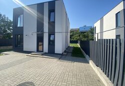 Продаж 2 поверхового будинку з ділянкою на 5 соток, 121 кв. м, 4 кімнати, на пров. Яна Засідателя фото 9 Продаж 2 поверхового будинку з ділянкою на 5 соток, 121 кв. м, 4 кімнати, на пров. Яна Засідателя фото 9