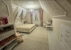 ������ 2 ����������� ������� � ������� �� 4 �����, 170 ��. �, 6 ����� ���� 19