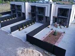 Продаж 2 поверхового таунхауса з ділянкою на 4 сотки, 115 кв. м. фото 3 Продаж 2 поверхового таунхауса з ділянкою на 4 сотки, 115 кв. м. фото 3