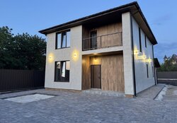 Продаж 2 поверхового будинку з опаленням і ділянкою на 10 соток, 160 кв. м, с. Зарванці, вул. Шевченка фото 1 Продаж 2 поверхового будинку з опаленням і ділянкою на 10 соток, 160 кв. м, с. Зарванці, вул. Шевченка фото 1