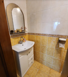 ������ 2 ����������� ������� � ������� �� 11.3 �����, 225 ��. �, 4 ������ ���� 10