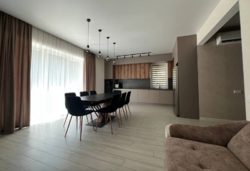 Продаж 3 поверхового таунхауса з ділянкою на 200 кв. м., 140 кв. м, 5 кімнат, на вул. Гетьмана Мазепи фото 6 Продаж 3 поверхового таунхауса з ділянкою на 200 кв. м., 140 кв. м, 5 кімнат, на вул. Гетьмана Мазепи фото 6