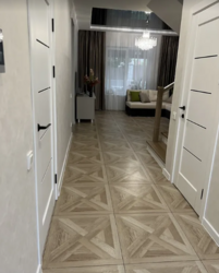 ������ 2 ����������� ������� ������� � ������� �� 43 �����, 150 ��. �, 4 ������, �� ���. ���������� ������ ���� 7