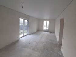 Продаж 2 поверхового будинку з ділянкою на 3.7 сотки, 126 кв. м, с. Зарванці фото 6 Продаж 2 поверхового будинку з ділянкою на 3.7 сотки, 126 кв. м, с. Зарванці фото 6