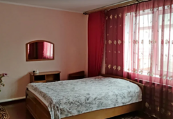 ������ 2 ����������� ������� ������� � ������� �� 10 �����, 210 ��. �, 6 ����� ���� 3