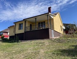 Продаж 1 поверхового будинку з ділянкою на 10 соток, 110 кв. м., пров. Лесі Українки фото 4 Продаж 1 поверхового будинку з ділянкою на 10 соток, 110 кв. м., пров. Лесі Українки фото 4