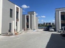  2   117 . .,  The Lake  4