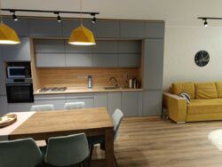 Продаж таунхауса з ремонтом, котеджне містечко 'SUN HOUSE' фото 4 Продаж таунхауса з ремонтом, котеджне містечко 'SUN HOUSE' фото 4