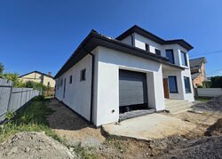 Продаж будинку, 240 кв. м, 9 соток, пров. Слов’янський фото 19 Продаж будинку, 240 кв. м, 9 соток, пров. Слов’янський фото 19