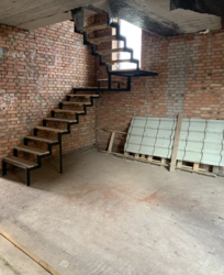 ������ 2 ����������� ������� � ������� �� 4 �����, 121 ��. �, 4 ������ ���� 7