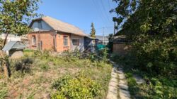 Продам два будинки на одній земельній ділянці. фото 1 Продам два будинки на одній земельній ділянці. фото 1