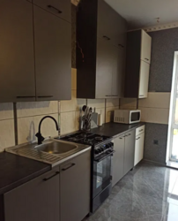 ������ 2 ����������� ������� � ������� �� 8 �����, ����-����������� �� ���. ������ ���� 11