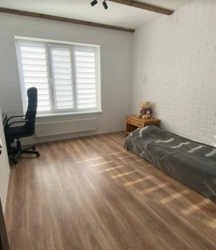 ������ 2 ����������� �������� � ������� �� 2.5 �����, 90 ��. �., ���. �������� ������ ���� 8