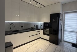 ������ 2 ����������� ��������� � ������� �� 1.5 �����, 90 ��. �., ����. �������� ���� 11