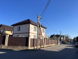 Будинок 2-поверховий, село Пирогово (Царське село) фото 1 Будинок 2-поверховий, село Пирогово (Царське село) фото 1