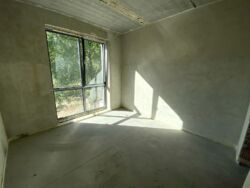 Таунхаус з двома терасами та басейном на березі озера фото 6 Таунхаус з двома терасами та басейном на березі озера фото 6