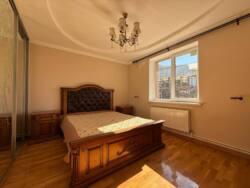 ��������� ������� �����-����������, �������������, �������, 16 ����� ���� 9