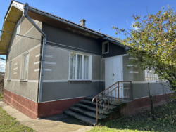 Продається будинок Миру, 14, Нові Кривотули, Тисменецький, Івано-Франківська фото 1 Продається будинок Миру, 14, Нові Кривотули, Тисменецький, Івано-Франківська фото 1