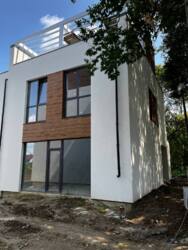 Таунхаус з двома терасами та басейном на березі озера фото 18 Таунхаус з двома терасами та басейном на березі озера фото 18