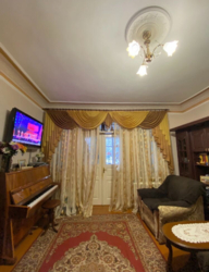 Продам частину будинку у Центрі фото 1 Продам частину будинку у Центрі фото 1