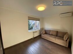 ������ ������� 300�2 � ���������� 13�� ���� 6