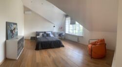   3202         Mont chalet!.  11