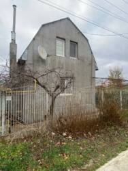 Продається будинок біля озера фото 1 Продається будинок біля озера фото 1