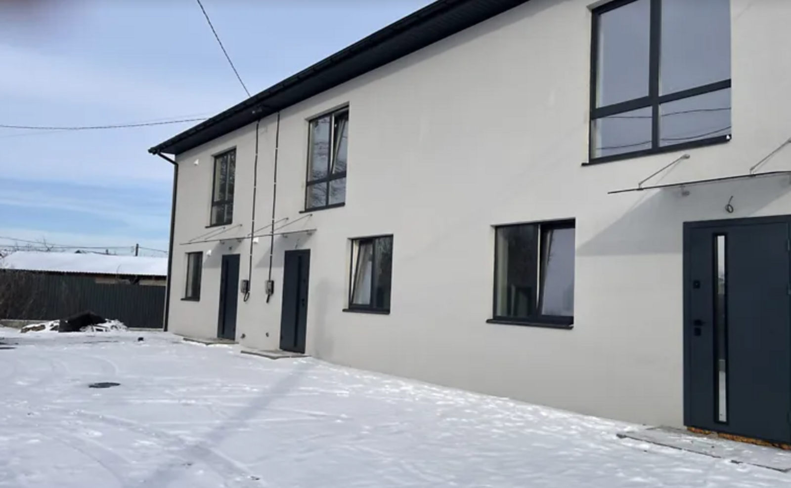 ������ 2 ����������� ��������� � ������� �� 1.5 ����� ���� 1