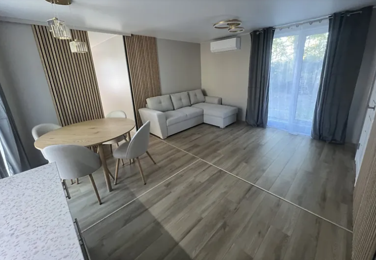 Продаж 1 поверхового будинку з ремонтом 45 кв. м, 2 кімнати фото 1 Продаж 1 поверхового будинку з ремонтом 45 кв. м, 2 кімнати фото 1