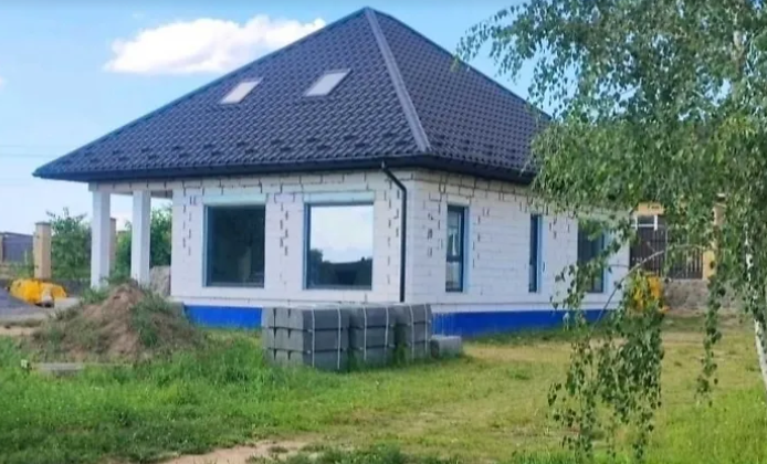  1      5 , 90 . , 3   1