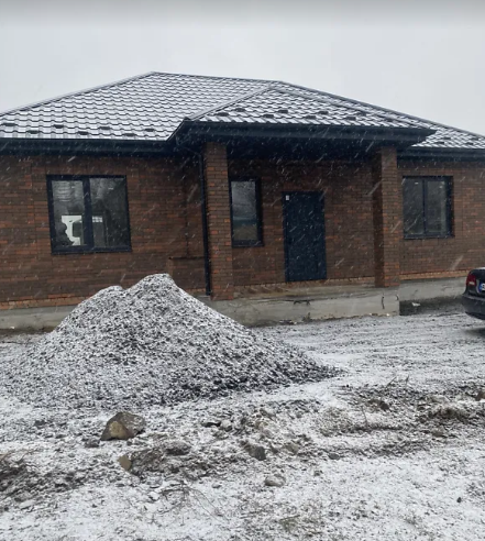 Продаж 1 поверхового будинку з ділянкою на 5 соток, 350 кв. м, 3 кімнати фото 1 Продаж 1 поверхового будинку з ділянкою на 5 соток, 350 кв. м, 3 кімнати фото 1