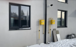 ������ 2 ����������� ��������� � ������� �� 1.5 ����� ���� 7