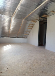 ������ 2 ����������� ������� ������ � ������� �� 4.5 �����, 135 ��. �, 4 ������ ���� 6