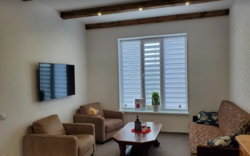 ������ 2 ����������� �������� � ������� �� 2.5 �����, 90 ��. �, 3 ������, �� ���. �������� ������ ���� 2