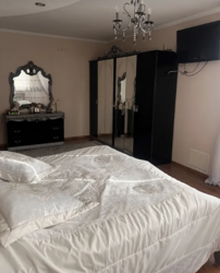 ������ 2 ����������� ������� ������ � ������� �� 3 �����, 220 ��. �, 4 ������, �� ���. ������� ����������� ���� 5