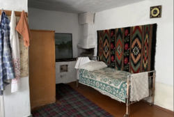  1      28 , 70 . , 3 ,  . ˳  3