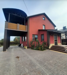 Продаж 2 поверхового будинку з балконом і ділянкою на 7 соток, 213 кв. м, 4 кімнати, на вул. Подільська фото 1 Продаж 2 поверхового будинку з балконом і ділянкою на 7 соток, 213 кв. м, 4 кімнати, на вул. Подільська фото 1