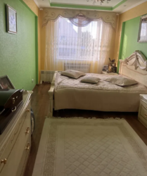 ������ 2 ����������� ������� ������ � ������� �� 3 �����, 220 ��. �, 4 ������, �� ���. ������� ����������� ���� 4