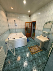 Пропонуємо Вашій увазі чудовий двоповерховий будинок фото 9 Пропонуємо Вашій увазі чудовий двоповерховий будинок фото 9