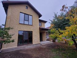 Новий будинок в районі Ренесансу фото 1 Новий будинок в районі Ренесансу фото 1