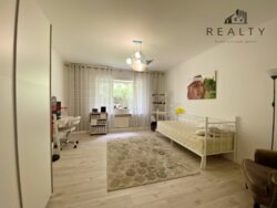 Продаж двоповерхового будинку з гаражем фото 14 Продаж двоповерхового будинку з гаражем фото 14