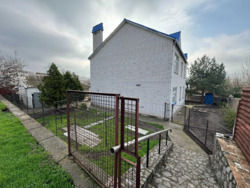 Пропонуємо Вашій увазі чудовий двоповерховий будинок фото 4 Пропонуємо Вашій увазі чудовий двоповерховий будинок фото 4