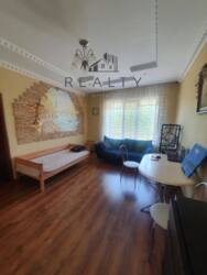 Затишний будинок в центрі Сонячного фото 11 Затишний будинок в центрі Сонячного фото 11