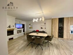 Продаж двоповерхового будинку з гаражем фото 6 Продаж двоповерхового будинку з гаражем фото 6