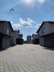 Котедж в закритому містечку біля Амстору (Бабурка) фото 4 Котедж в закритому містечку біля Амстору (Бабурка) фото 4