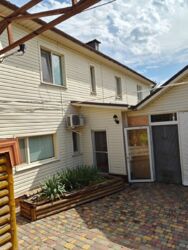 Пропонуємо на продаж чудовий будинок у Запоріжжі! фото 10 Пропонуємо на продаж чудовий будинок у Запоріжжі! фото 10