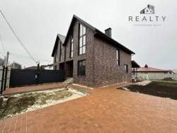 ������� � 2 ������ �� 120 �2 � ������� �� ��������� ��������. ���� 1